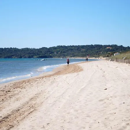 Apartment Hyedhi Pour 4 Personnes Avec Vue Sur Le Port D'hyeres